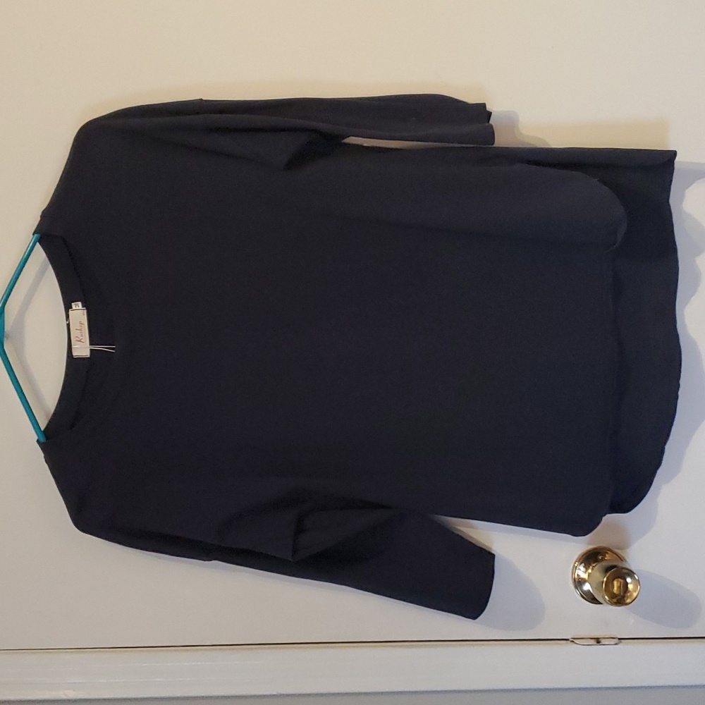 3/$15 💕 NWOT sz M Half Sleeve Tee